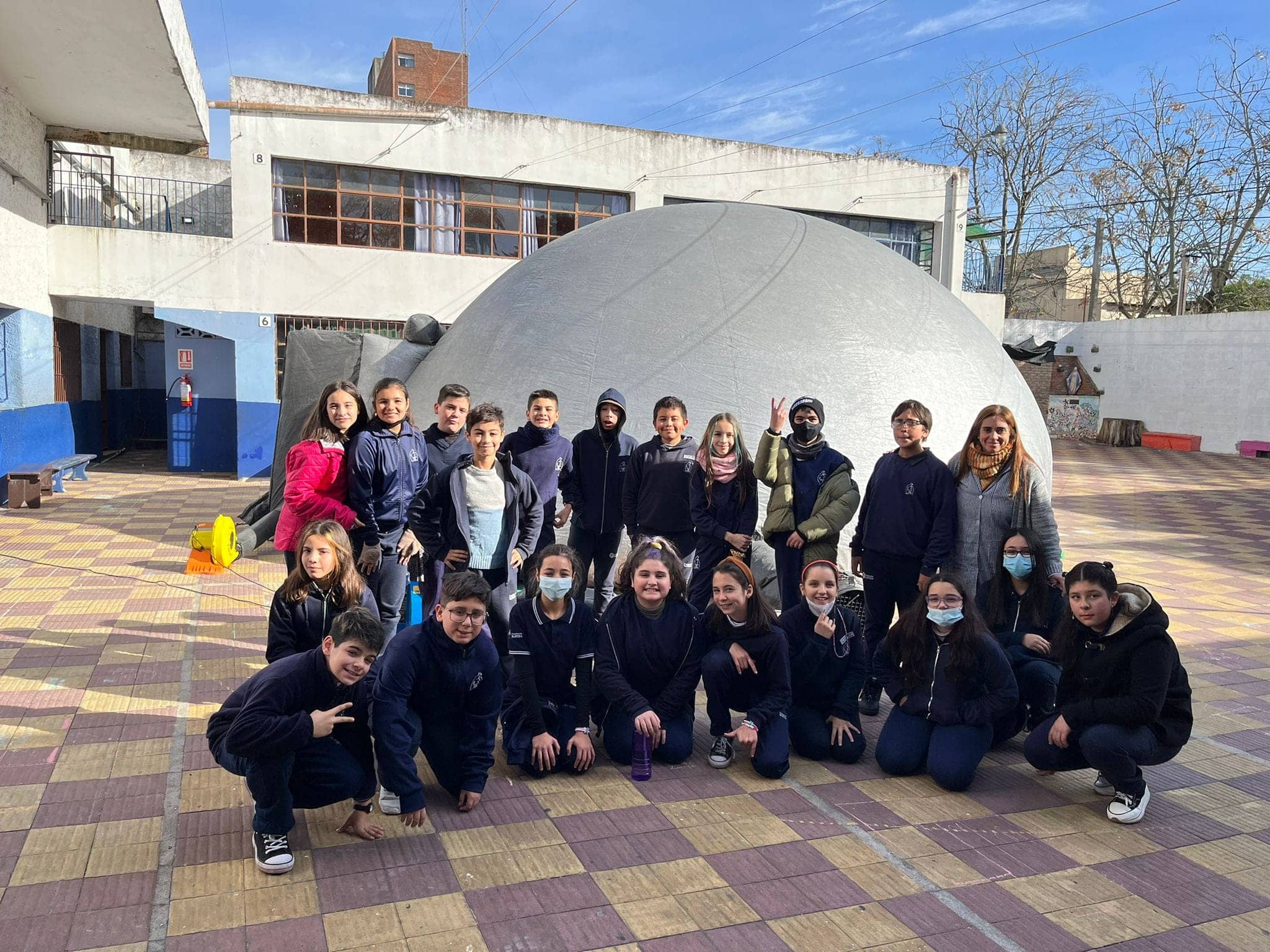 Niños en el planetario